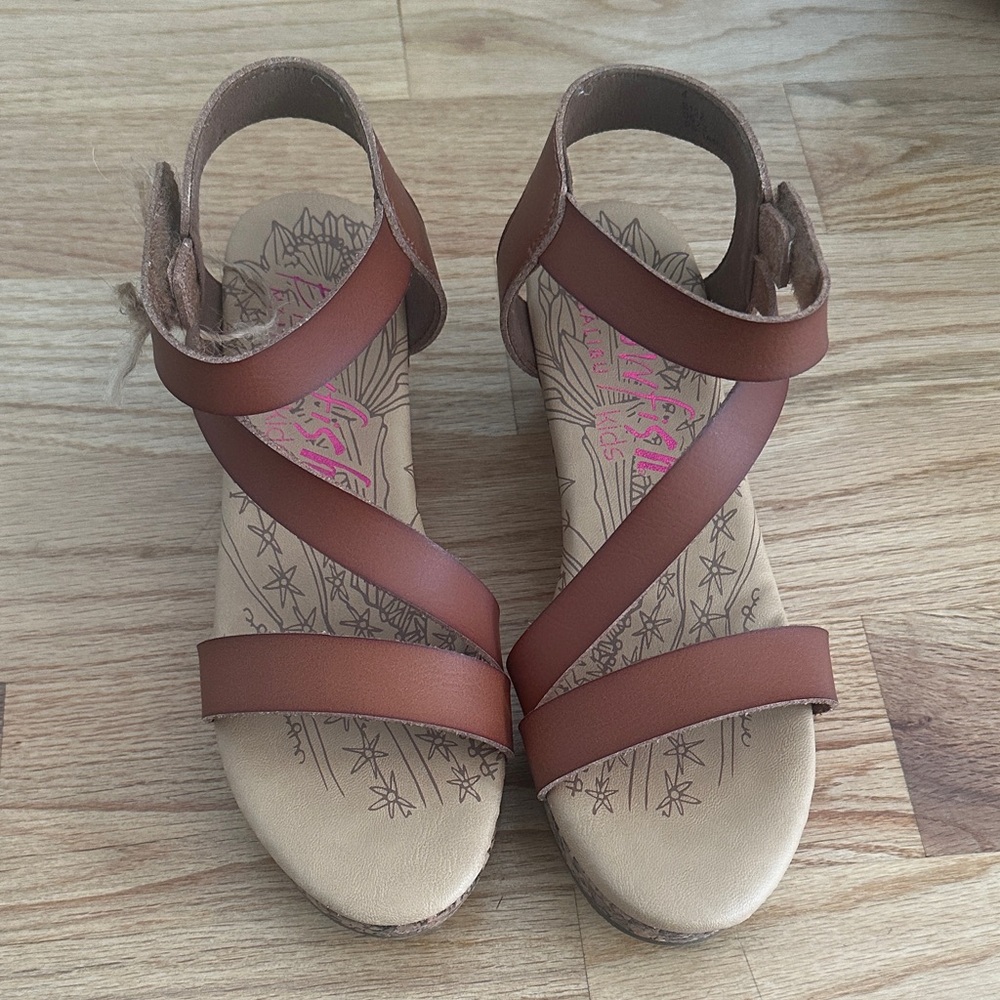 Stylish Brown Strappy Kids Sandals